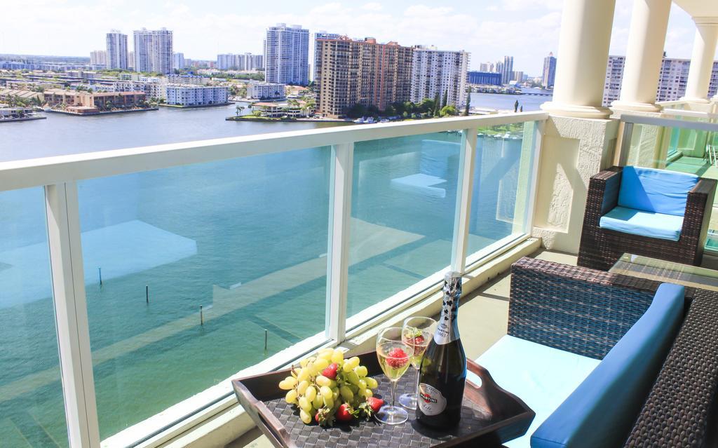 Best Holiday Suites Sunny Isles Beach Værelse billede