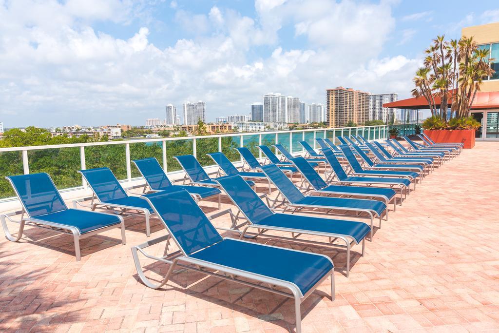 Best Holiday Suites Sunny Isles Beach Eksteriør billede